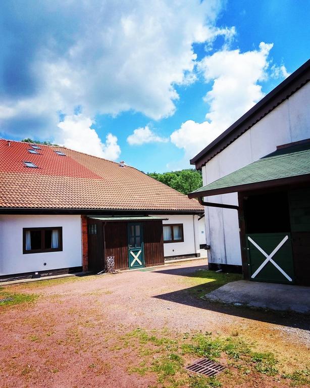Monteoro Horse Village Ameno Ngoại thất bức ảnh